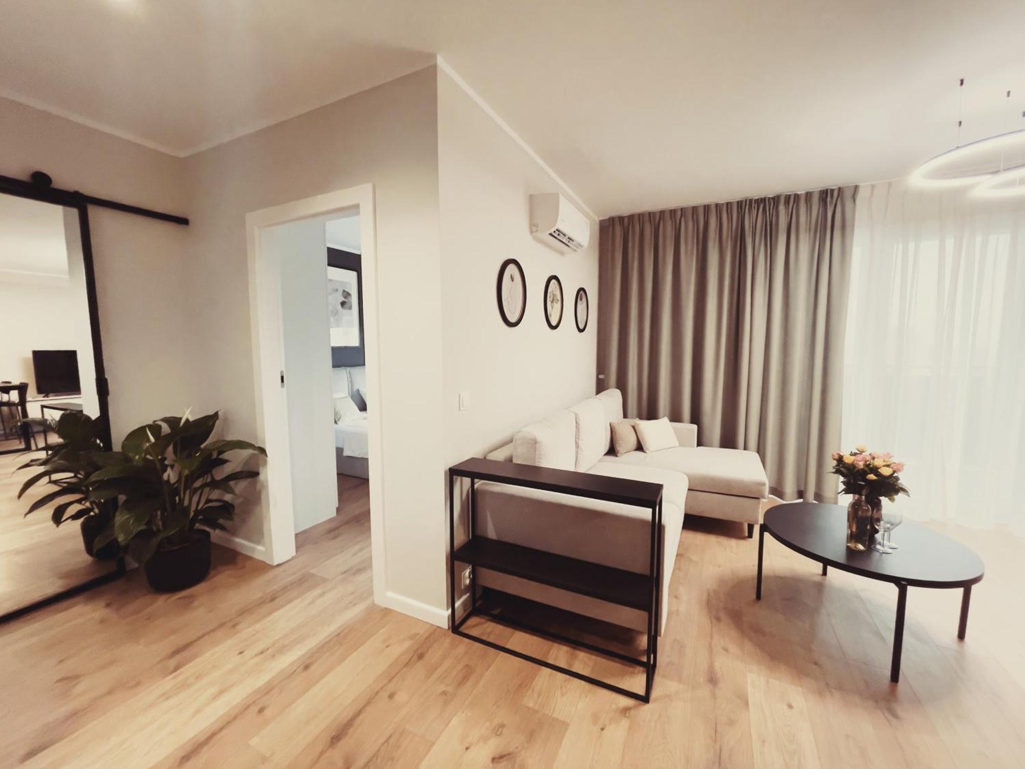Finezja Apartment With Private Parking Torun Exterior photo
